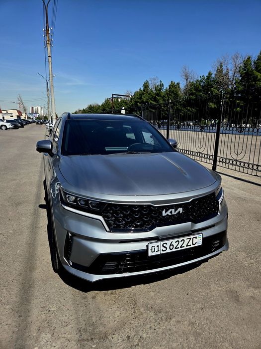 Продаётся кия соренто 2.5  7местый