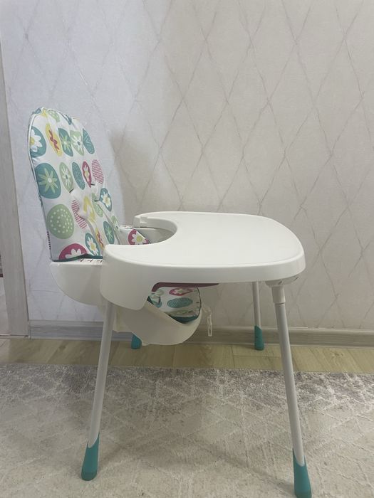 Детский столик
