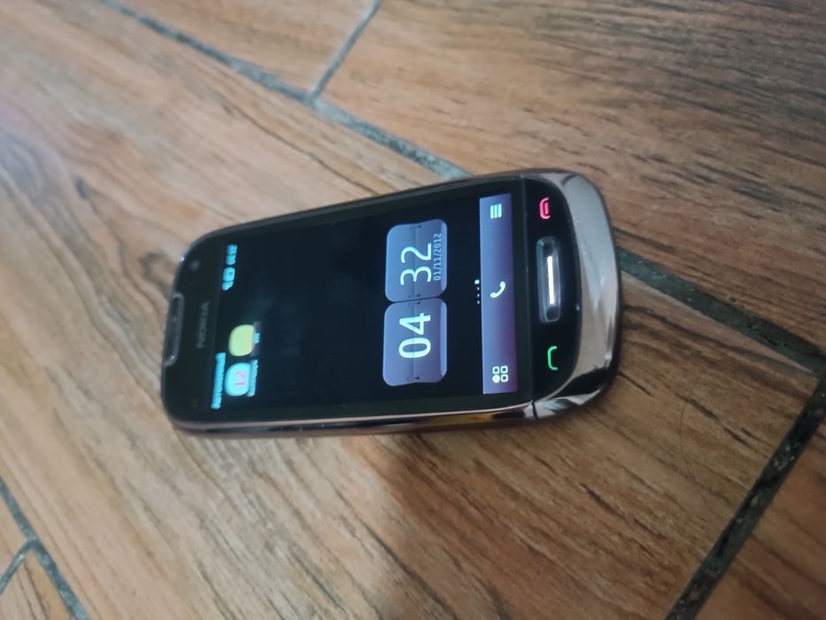 Nokia C7. Registratsa Yo'q