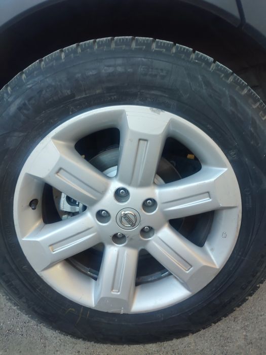 Продам комплект оригинальных дисков