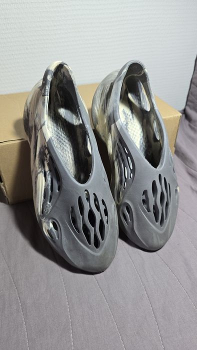 Кроссовки-сланцы Adidas