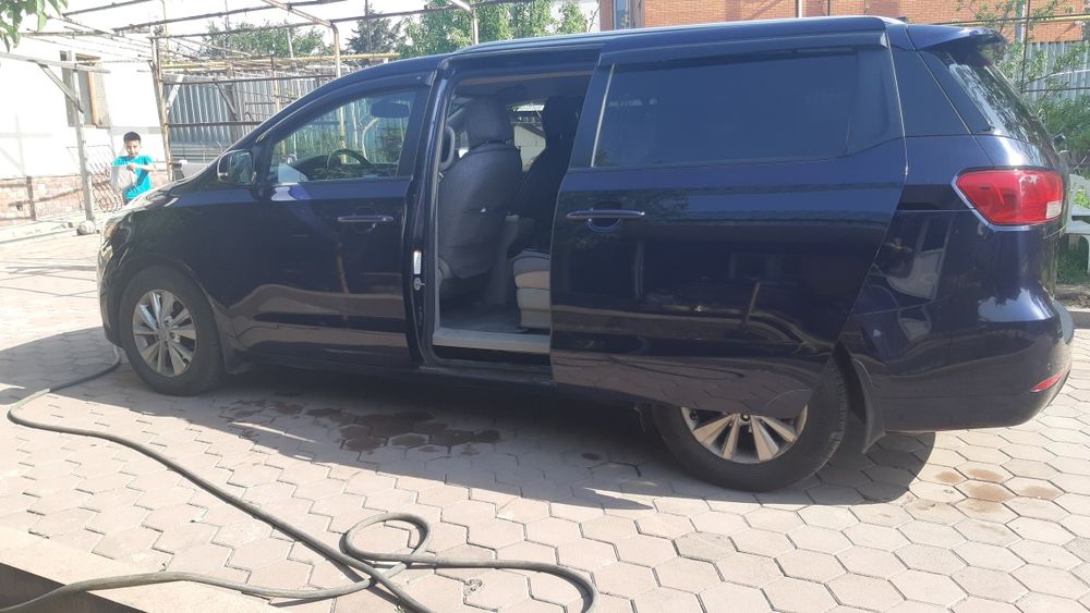 Киа карнивал сатылады