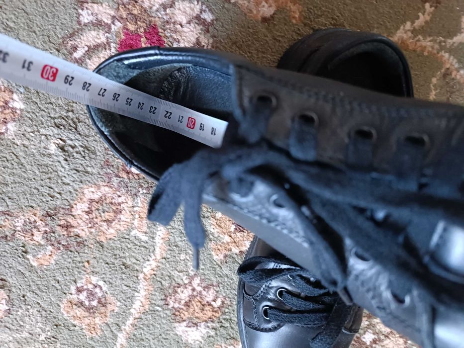 Продам туфли - подростковые