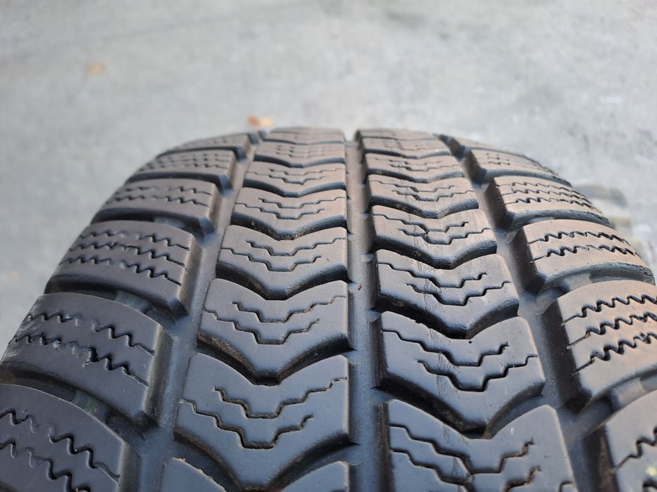 1бр. Бусова 215/65/16C Semperit Van-Grip 2