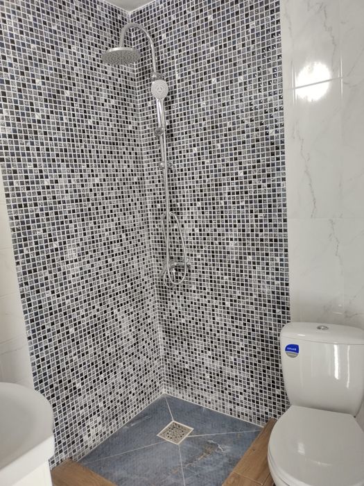 Regim hotelier parter Nufarul 100 ron.