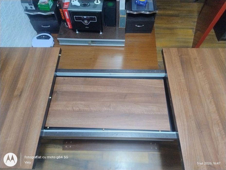 Masă de living extensibila