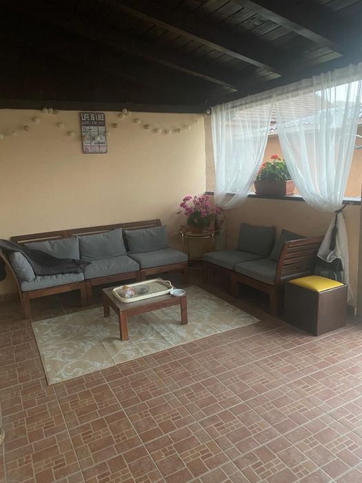 Vand Casa individuala sacalaz