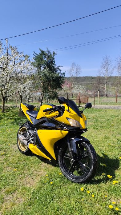 Vând/Schimb cu Cross yamaha yzf r125 2010