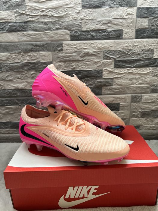 Футболни обувки Nike Phantom GX