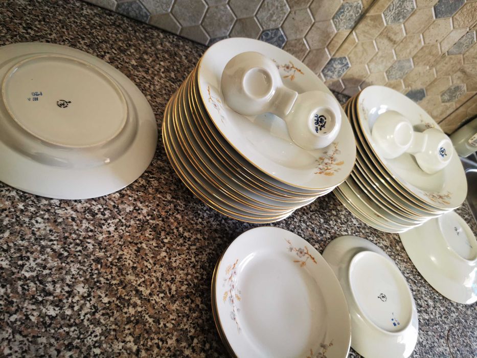Порцеланови сервизи