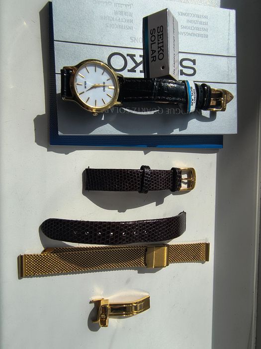 Seiko Solar Quartz Ladies V115
