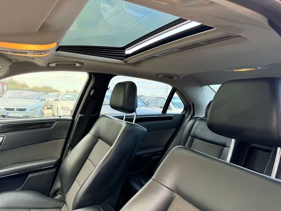 Mercedes-Benz E 350 impecabil tehnic și optic