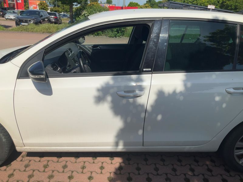 Volkswagen Golf VI 1.6 TDI Style 2011