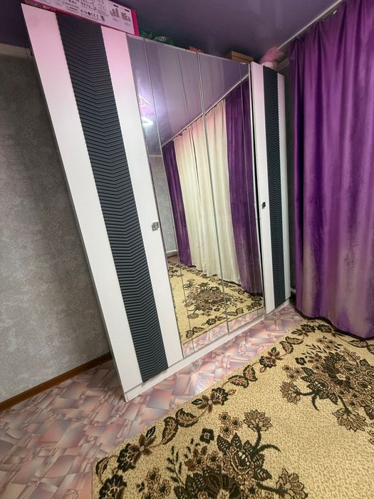 Продам спальный гарнитур