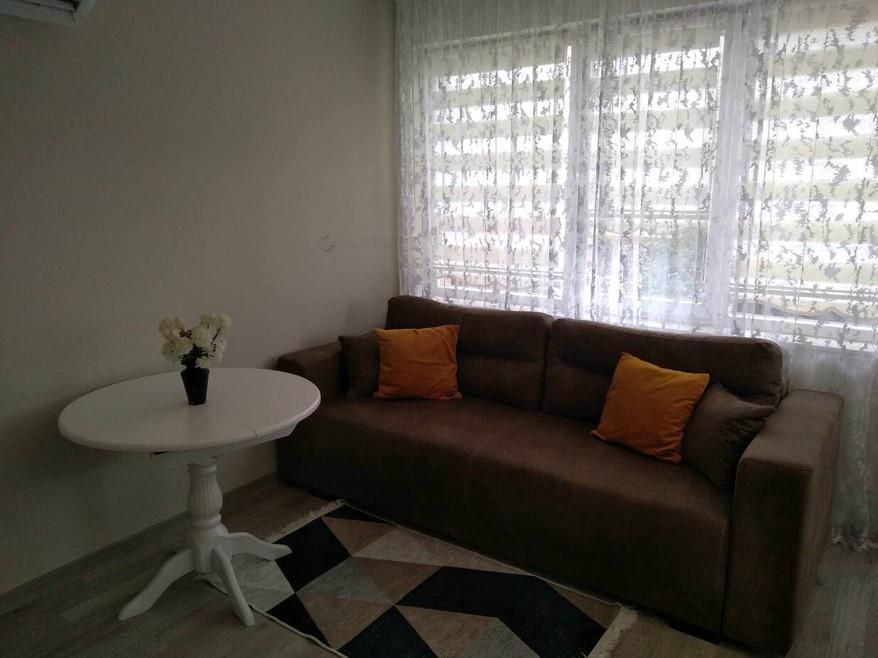 Дава се под наем Двустаен апартамент в Бургас, Сарафово - 52 кв.м за 357 € - Снимка #9