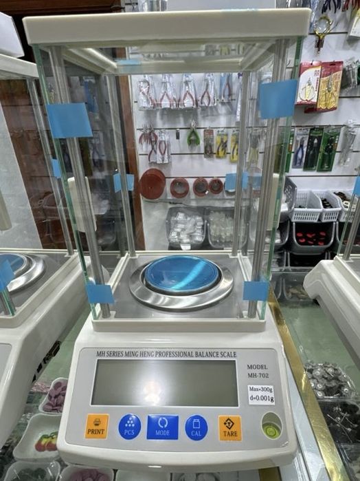 лаборатория тарози 0.001гр-200гр