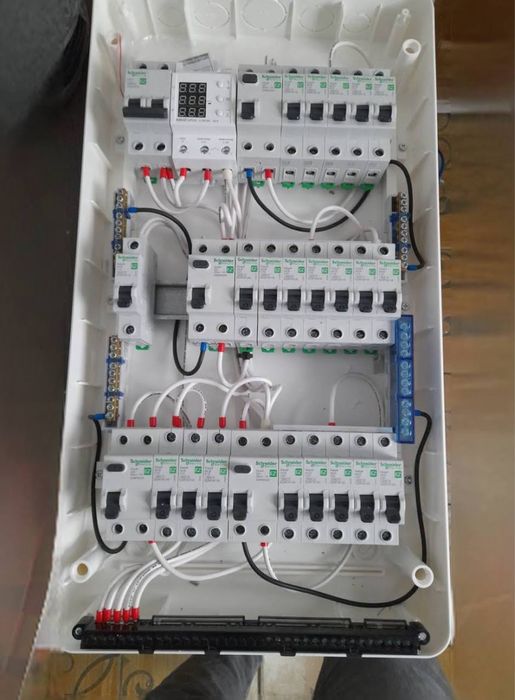 Электрик Актобе . Опытный электрик услуги электрика . - Электрика ...