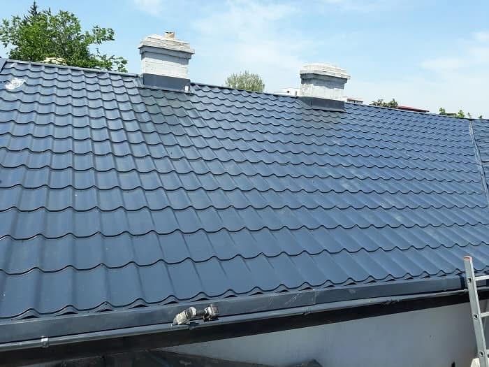 Reparatii acoperisuri montaj tigla metalica dulgherie mansarde terase