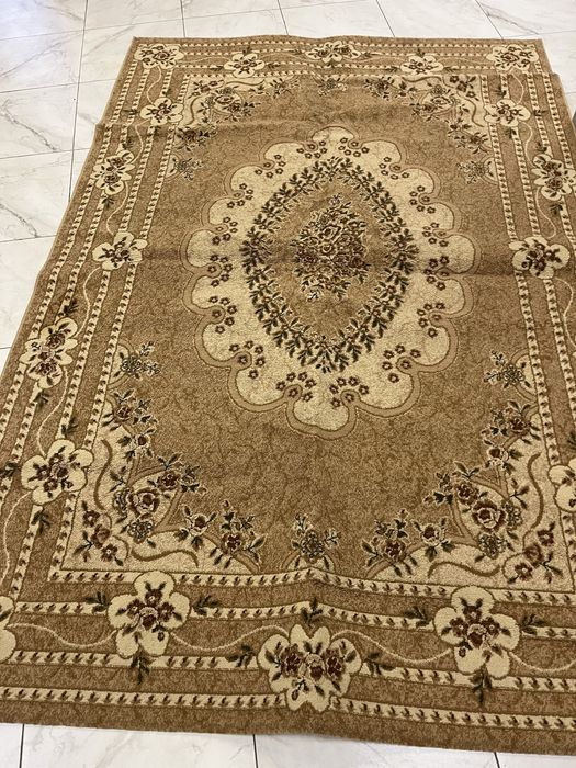 Ковер почти новый 2х3