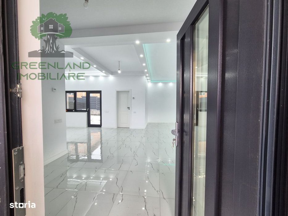 CASA PARTER 4 camere, 2 bai, GARAJ, teren 630mp,Valea Adanca-Miroslava