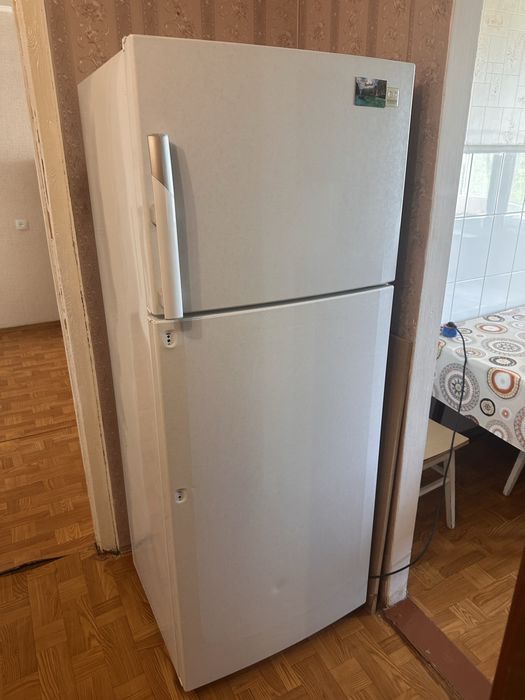 Холодильник продам