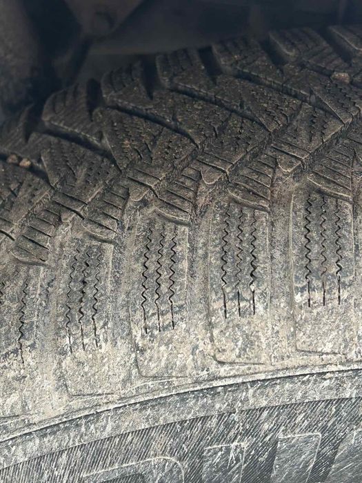 Продавам гуми и джанти