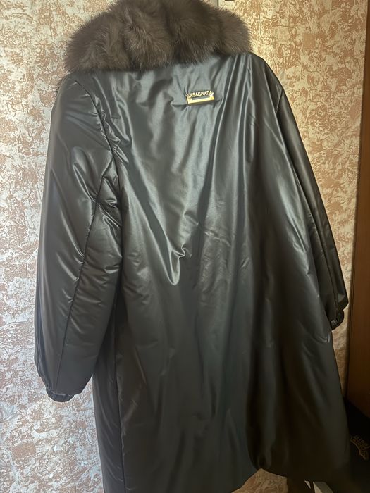 Продам женское пальто