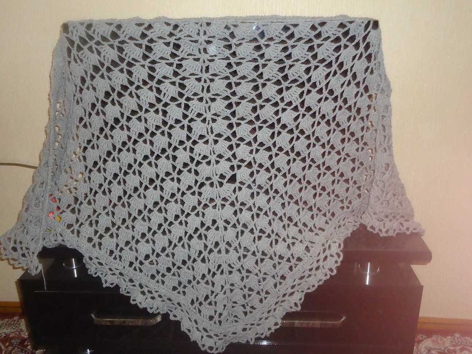 Шали [платки большие) связанные крючком