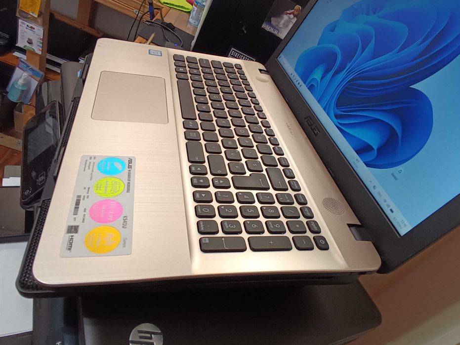 Лаптоп Asus K541U  i5-6100U / 15,6"