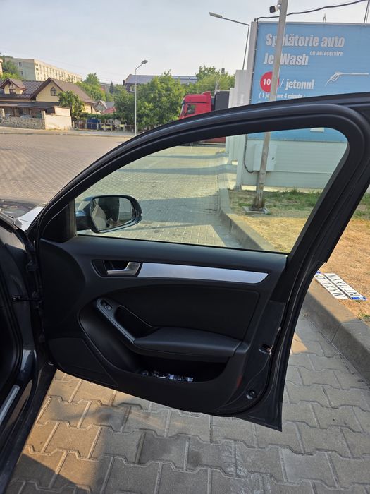 Audi a4 b8 s line 2010 led automat