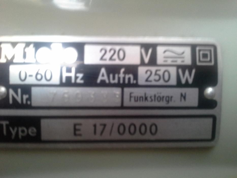 Aspirator Miele ,,de colecție" 1959 Vitange