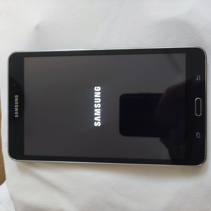 Планшет Samsung galaxy tap-4