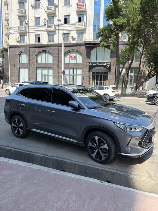 BYD song plus gibrid