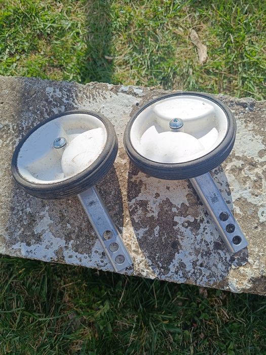 Vând bicicleta BTWIN 20"