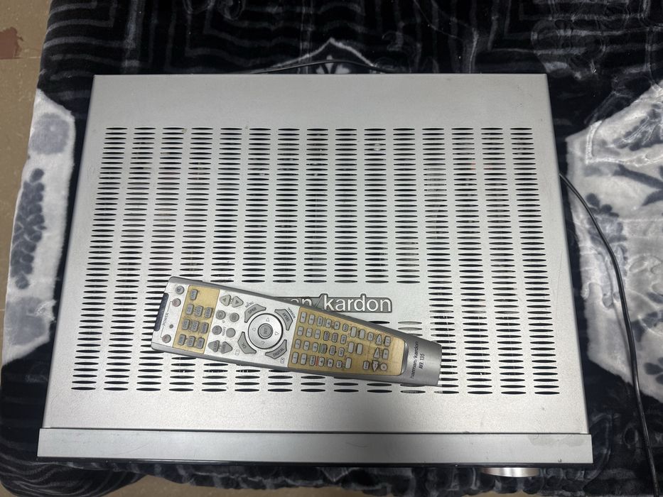 Harman Kardon AVR 135 -