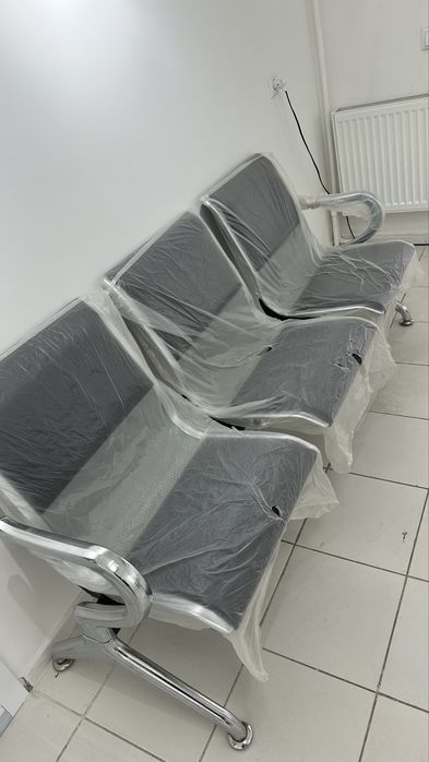 Скамейка для медицинских учреждений.      Скамейка клиникаларга