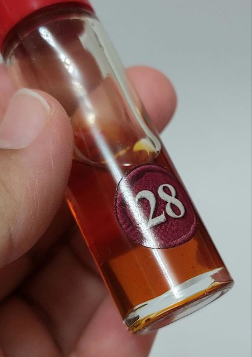 Масляные роликовые духи