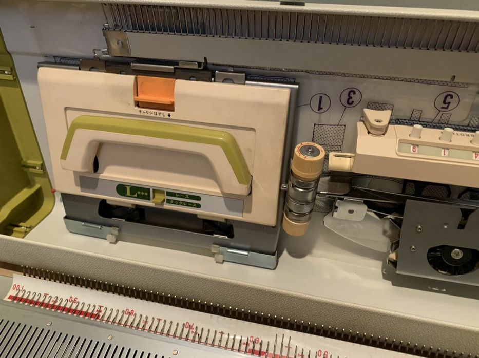 Вязальная машина KH 851