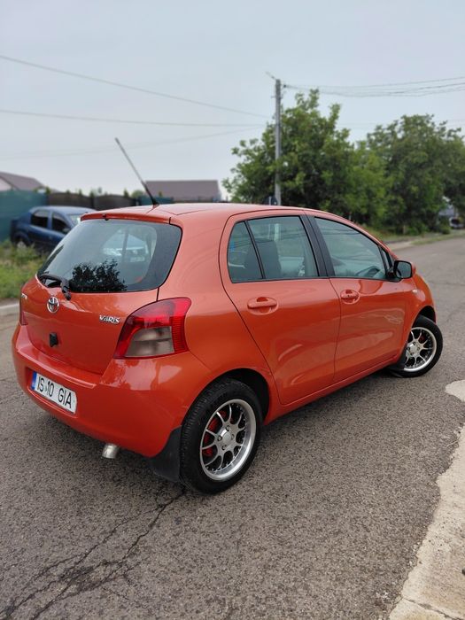 Toyota Yaris Automata 1.3 benzina ! Stare impecabila mecanic si estetic ,itp nou 06 2027 !