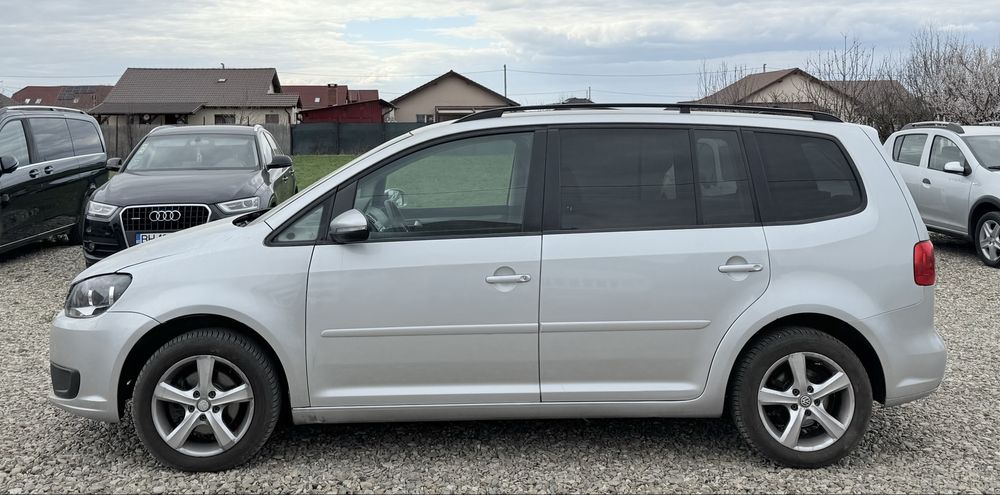 Touran 2010 7 locuri 1.6d