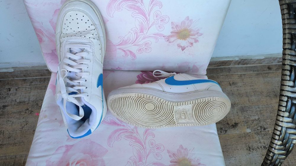 обувки Nike 42 номер