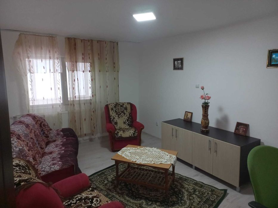 Apartament de inchiriat Gaesti