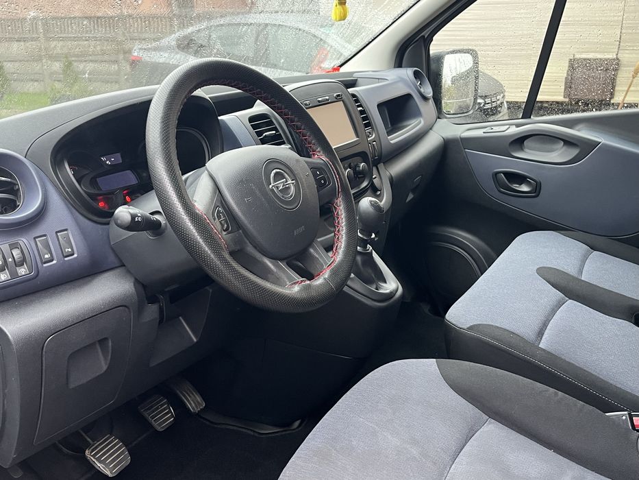 Opel vivaro 2017