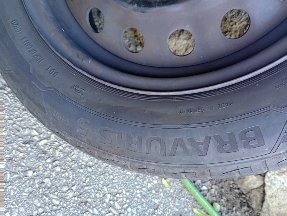 Гуми с джанти 16ки от тойота версо