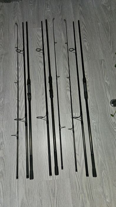 3  lansete crap Hakuyo Mtx 9 3.9m sau 3.6m