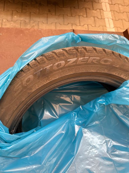 4 бр Зимни гуми Pirelli Sottozero3 245/50/18 RUN FLAT