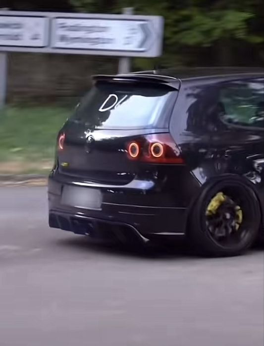 Stopuri golf 5 skyline mod