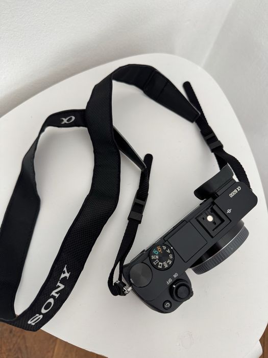 Sony a6000 + два обектива