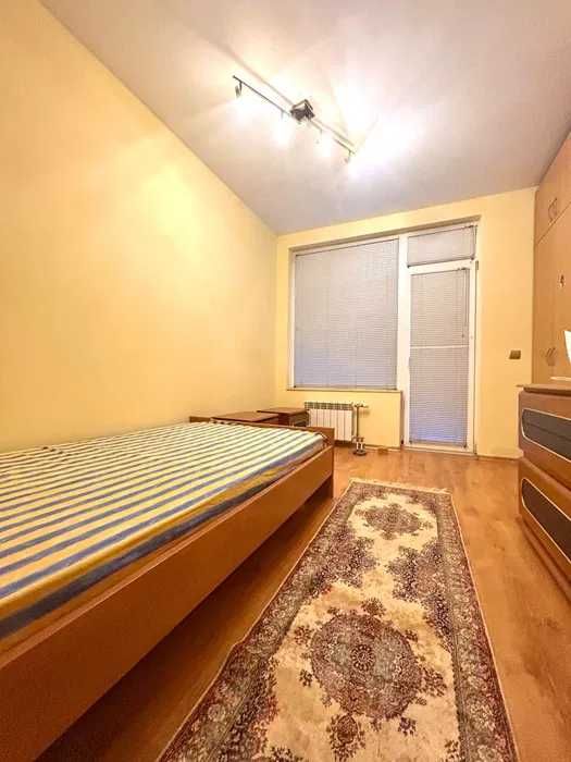 Тристаен апартамент в Овча Купел