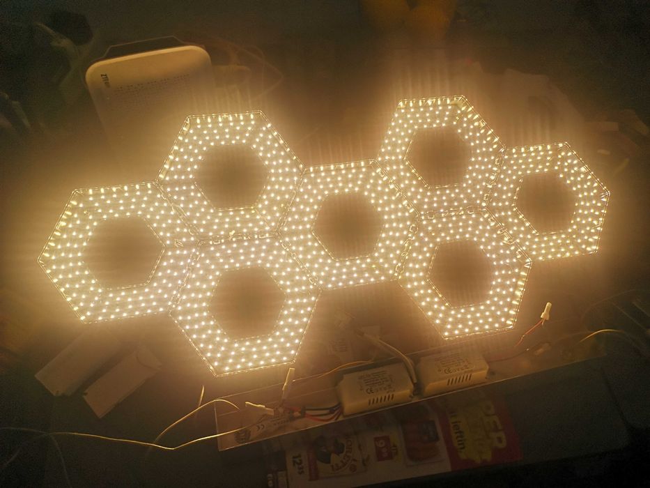 Pendul (lustra) LED-uri